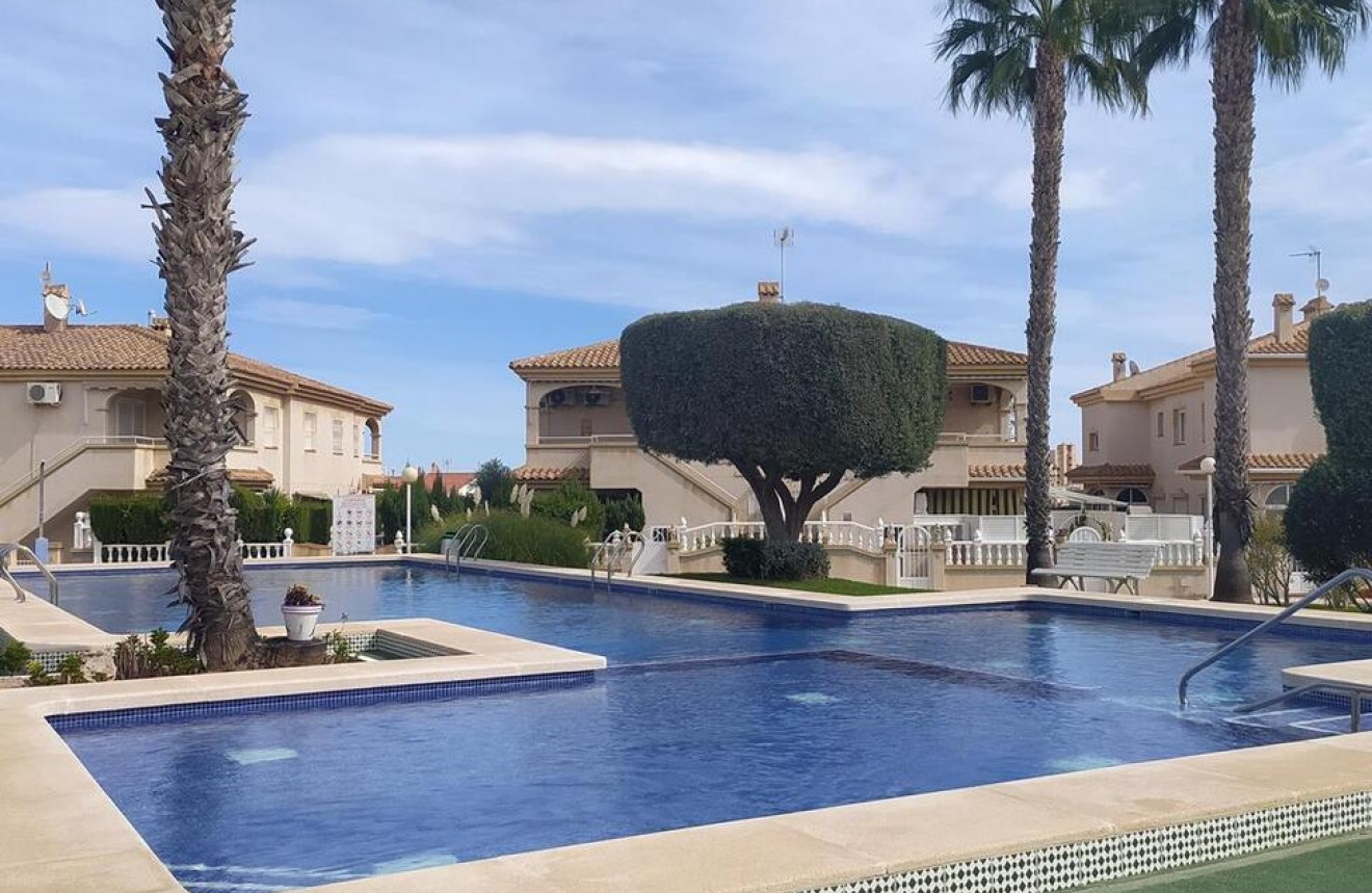 Tweedehands - Bungalow -
Torrevieja - Torreblanca