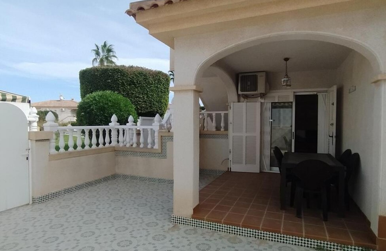 Z drugiej ręki - Bungalow -
Torrevieja - Torreblanca