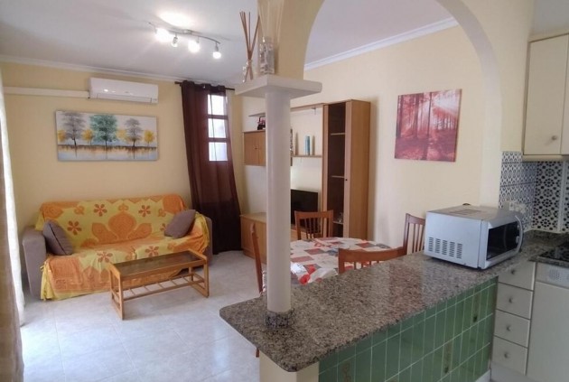 Z drugiej ręki - Bungalow -
Torrevieja - Torreblanca