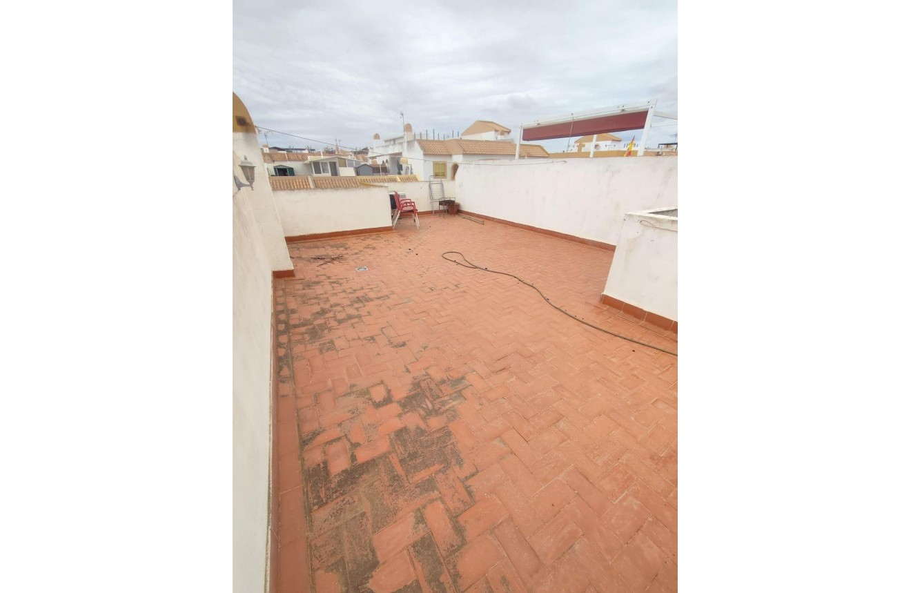 Segunda mano - Bungalow -
Torrevieja - Torretas