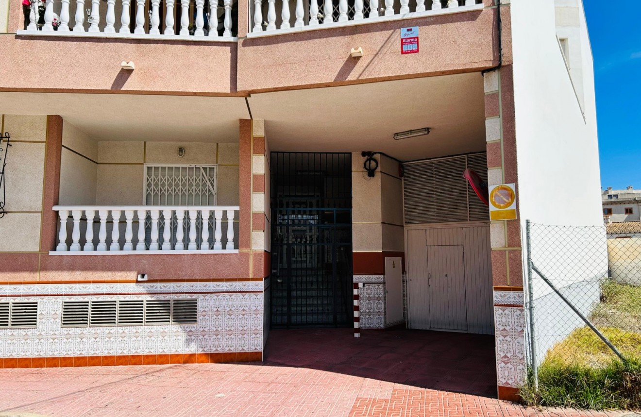 Segunda mano - Chalet -
Torrevieja - Costa Blanca