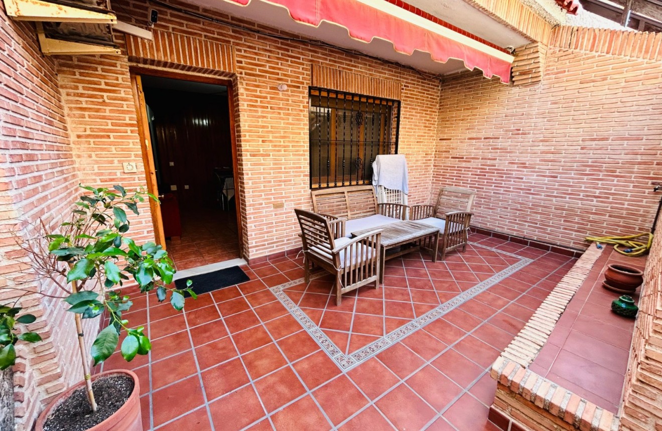 Segunda mano - Chalet -
Torrevieja - Costa Blanca