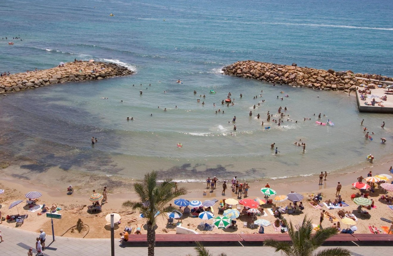 Aus zweiter Hand - Wohnung -
Torrevieja - Playa del Cura