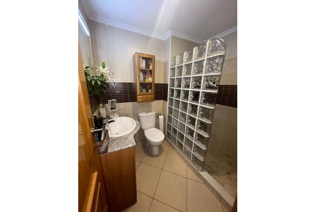 Resale - Apartment / flat -
Torrevieja - Centro