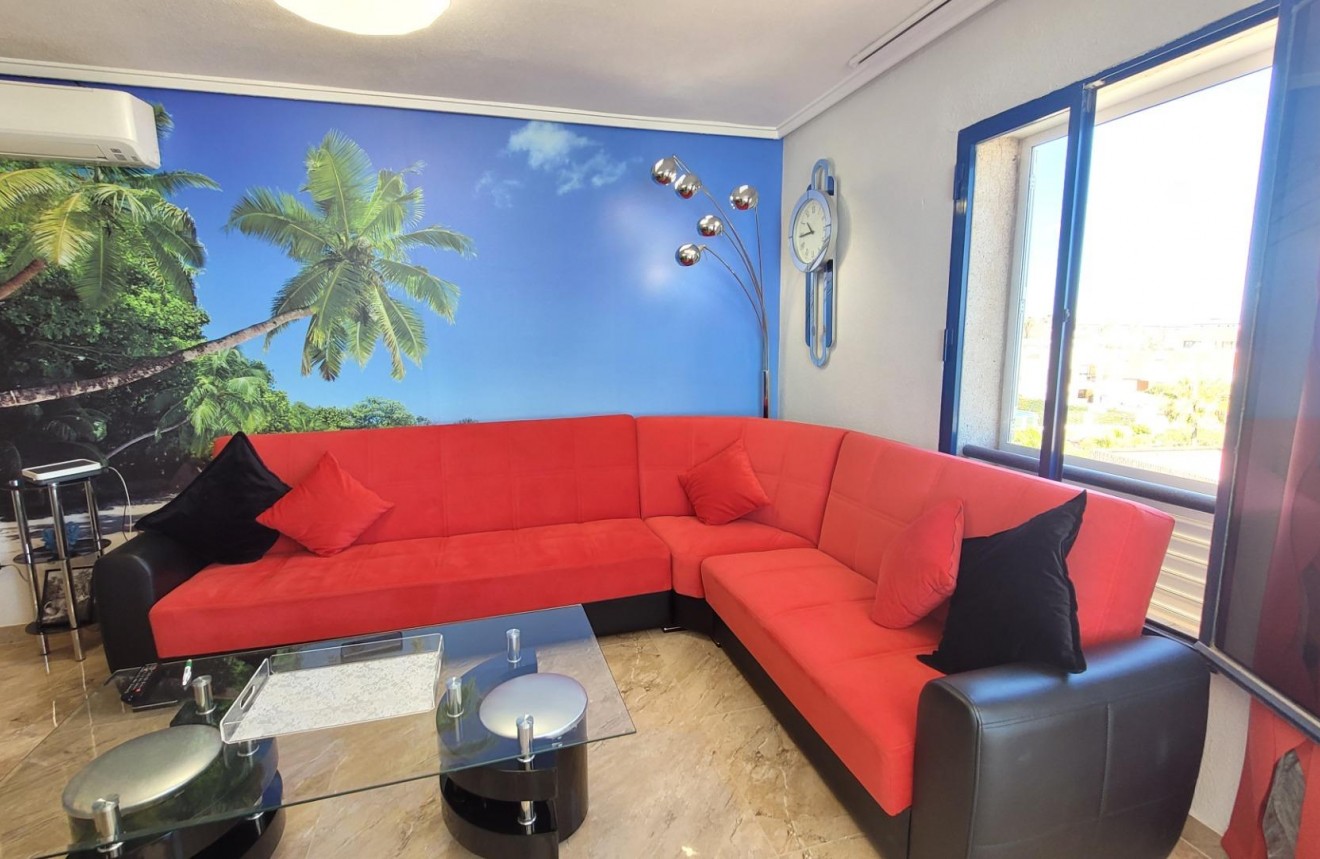 Resale - Apartment / flat -
Torrevieja - La Mata