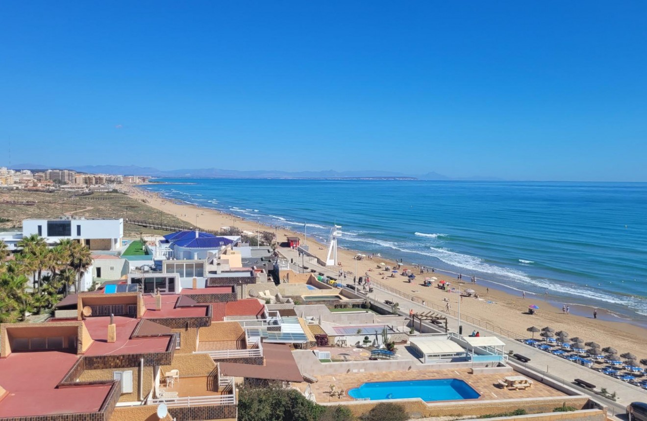 Tweedehands - Appartement / flat -
Torrevieja - La Mata