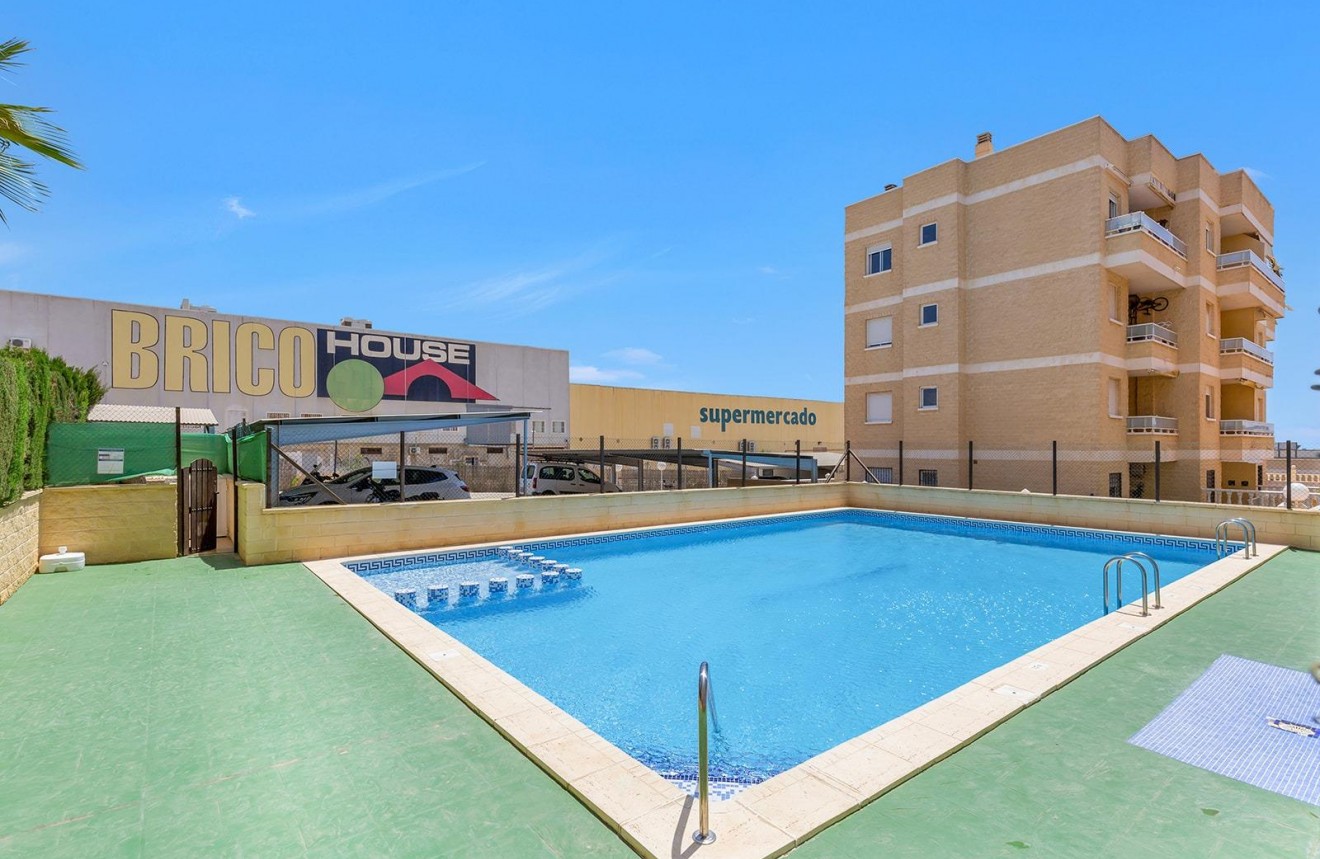 Resale - Apartment / flat -
Torrevieja - Sector 25