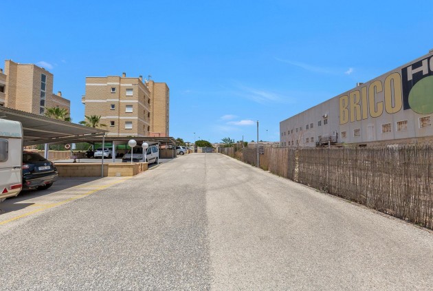 Resale - Apartment / flat -
Torrevieja - Sector 25