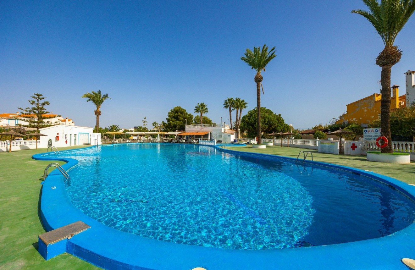 Resale - Chalet -
Torrevieja - Torreta Florida