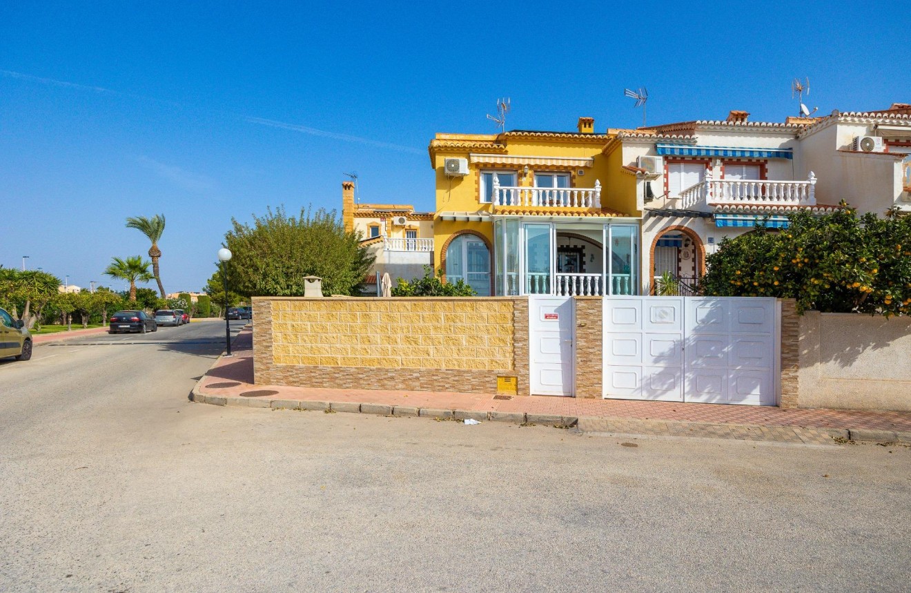 Resale - Chalet -
Torrevieja - Torreta Florida