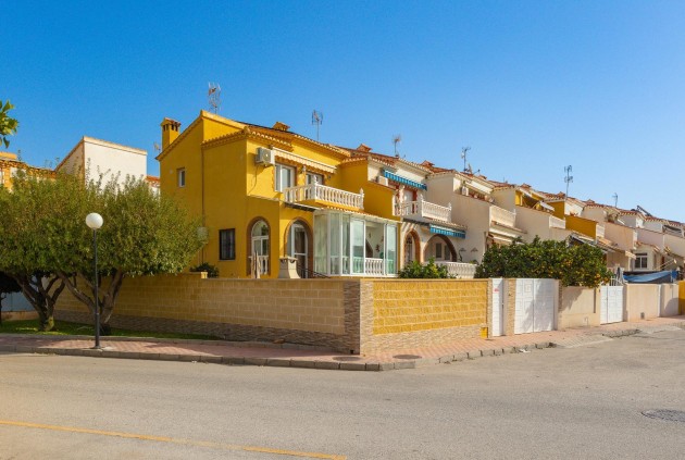 Resale - Chalet -
Torrevieja - Torreta Florida