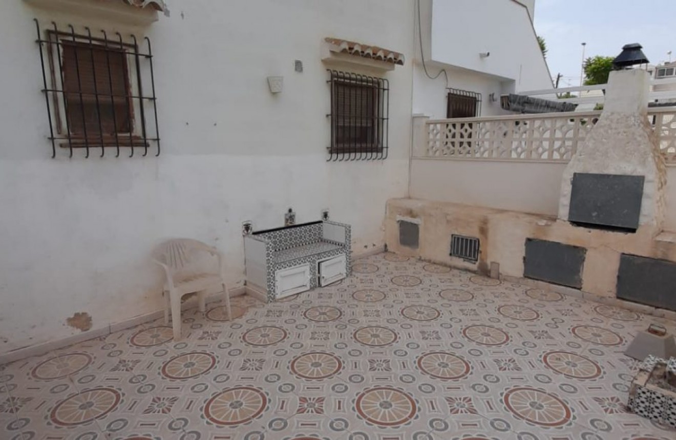 Z drugiej ręki - Bungalow -
Torrevieja - Costa Blanca