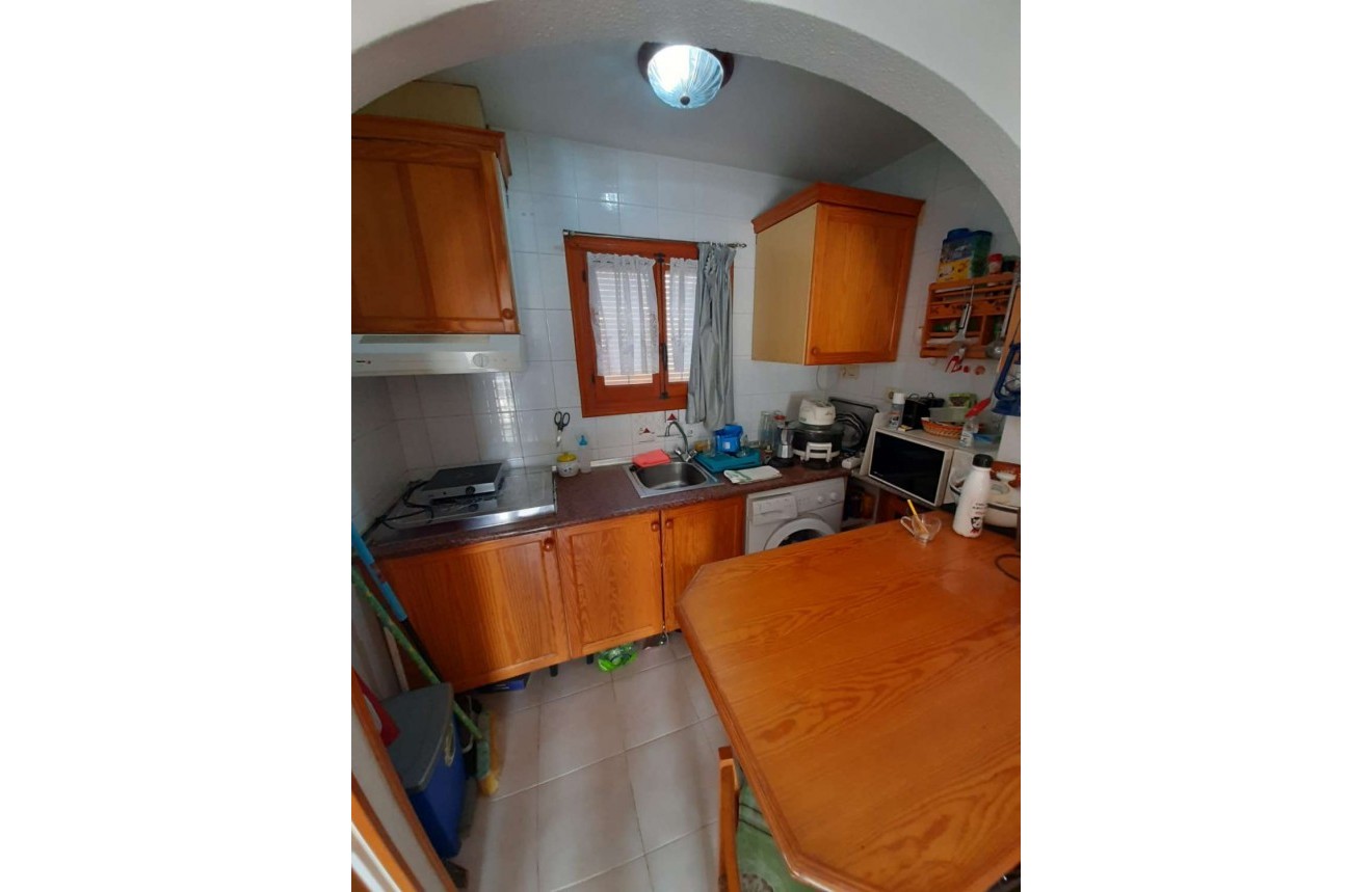 Resale - Bungalow -
Torrevieja - Costa Blanca