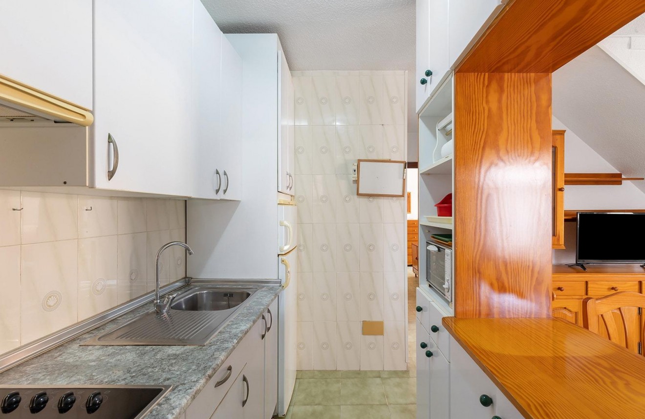 Segunda mano - Apartamento / piso -
Torrevieja - La Mata