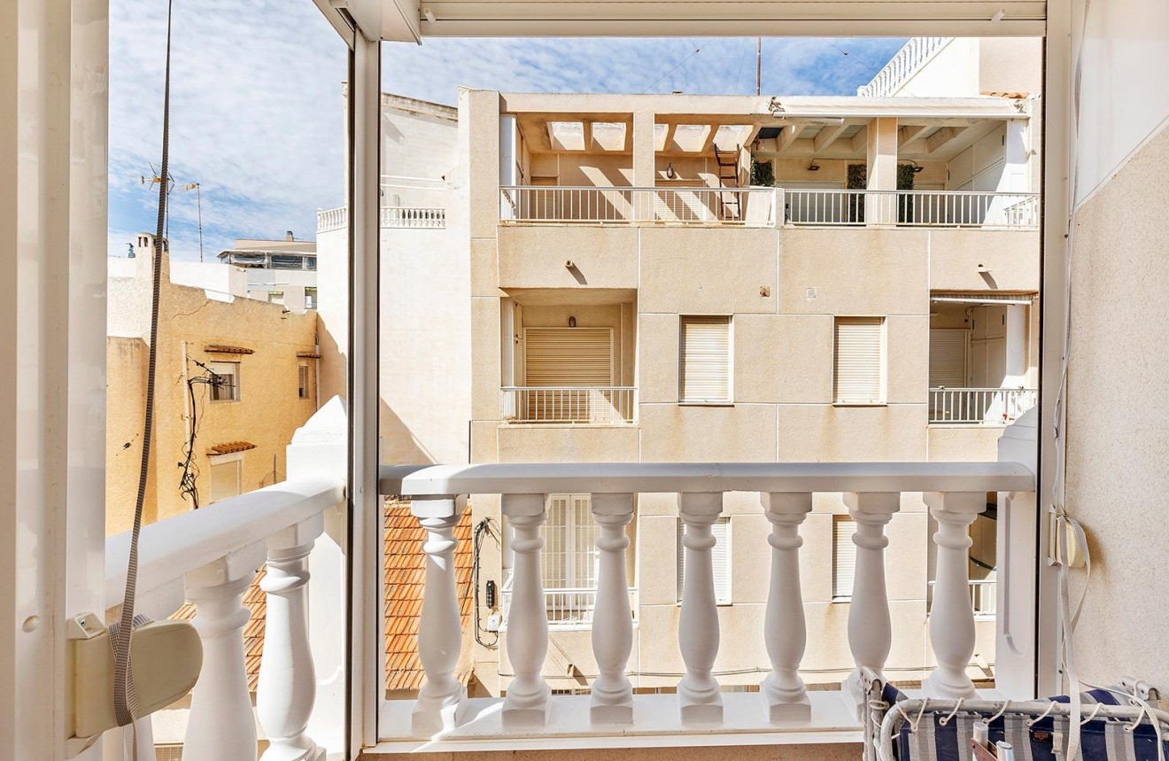 Resale - Apartment / flat -
Torrevieja - La Mata Pueblo