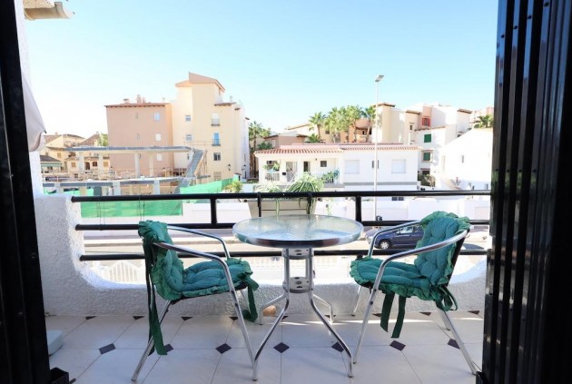 Resale - Bungalow -
Torrevieja - Costa Blanca