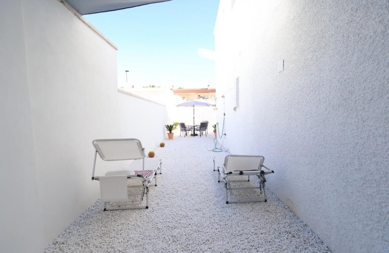 Tweedehands - Bungalow -
Torrevieja - Costa Blanca