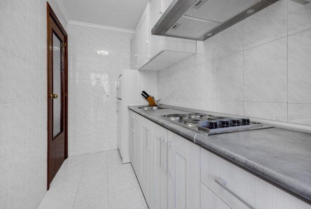 Resale - Apartment / flat -
Torrevieja - Centro