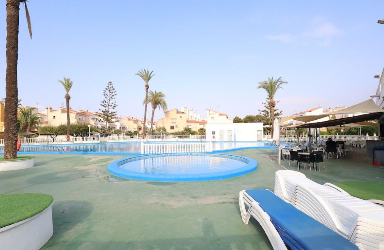 Aus zweiter Hand - Chalet -
Torrevieja - Costa Blanca