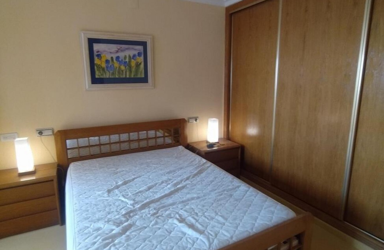 Tweedehands - Appartement / flat -
Torrevieja - PLAYA DEL CURA - CENTRO