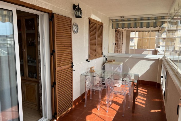 Tweedehands - Appartement / flat -
Torrevieja - La Mata