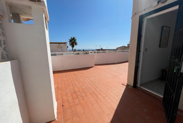 Resale - Chalet -
Torrevieja - Los altos