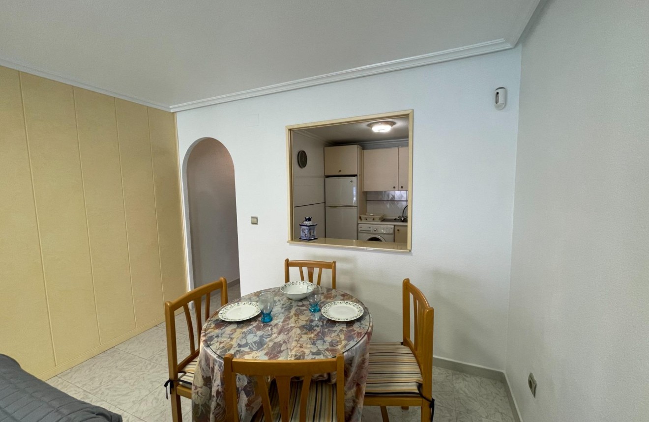 Aus zweiter Hand - Wohnung -
Torrevieja - Playa del Cura