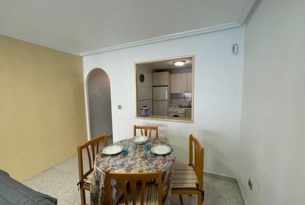 Aus zweiter Hand - Wohnung -
Torrevieja - Playa del Cura