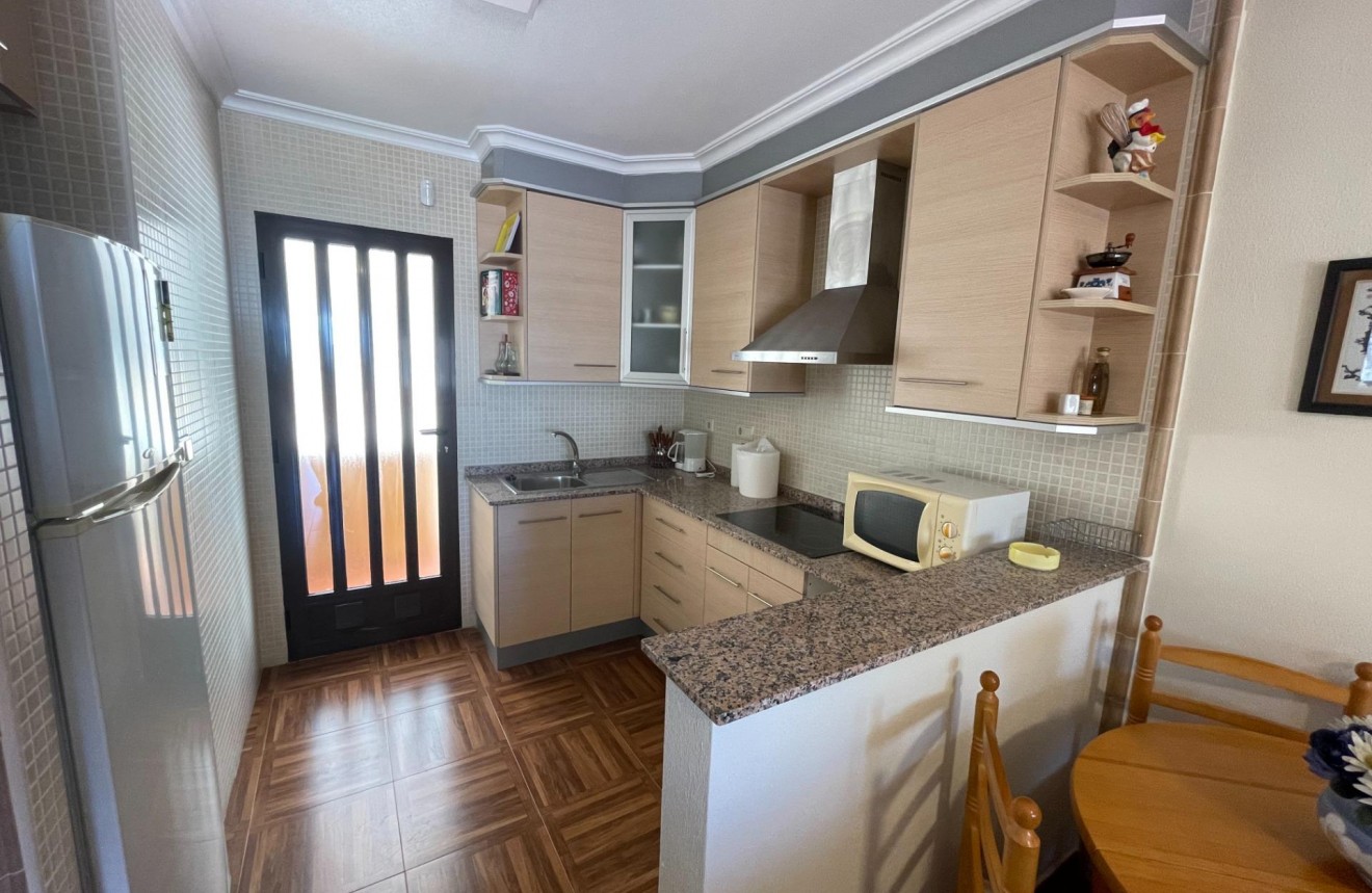 Z drugiej ręki - Bungalow -
Torrevieja - Aguas Nuevas 1