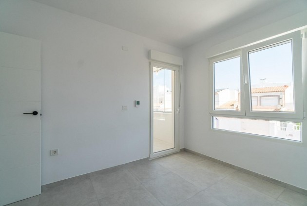 Segunda mano - Chalet -
Torrevieja - Aguas Nuevas 1