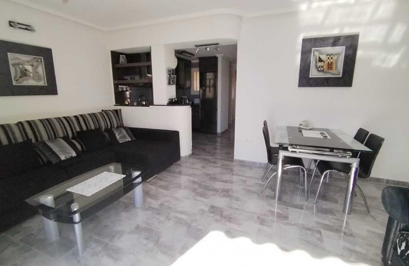 Aus zweiter Hand - Wohnung -
Torrevieja - Los Frutales