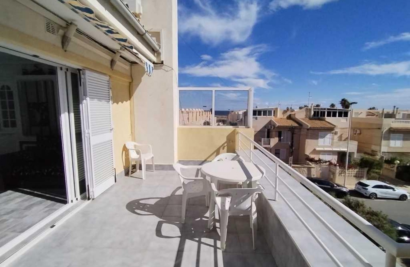 Segunda mano - Apartamento / piso -
Torrevieja - Los Frutales