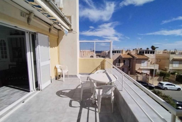 Segunda mano - Apartamento / piso -
Torrevieja - Los Frutales