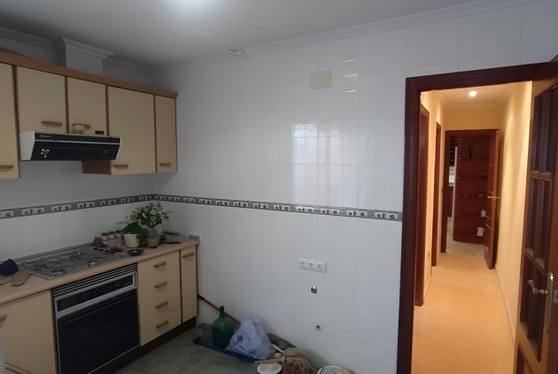 Resale - Apartment / flat -
Torrevieja - Estacion de autobuses