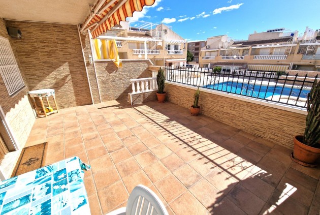 D'occasion - Appartement -
Torrevieja - Torrejón