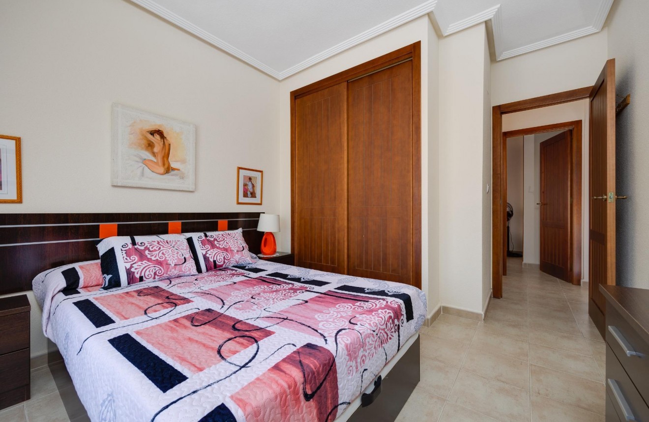 D'occasion - Bungalow -
Torrevieja - Torrejón