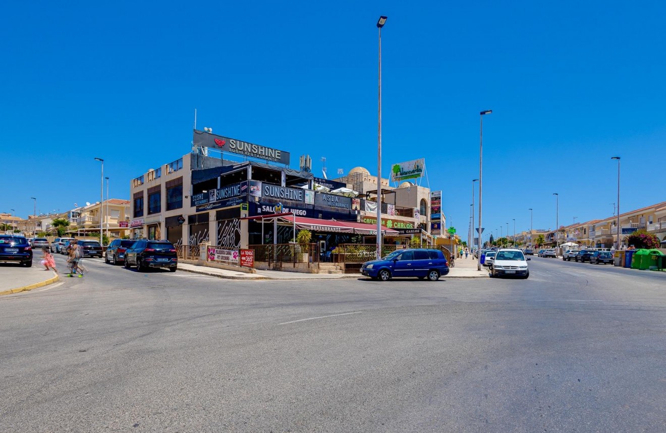 Aus zweiter Hand - Chalet -
Torrevieja - Aguas Nuevas 2