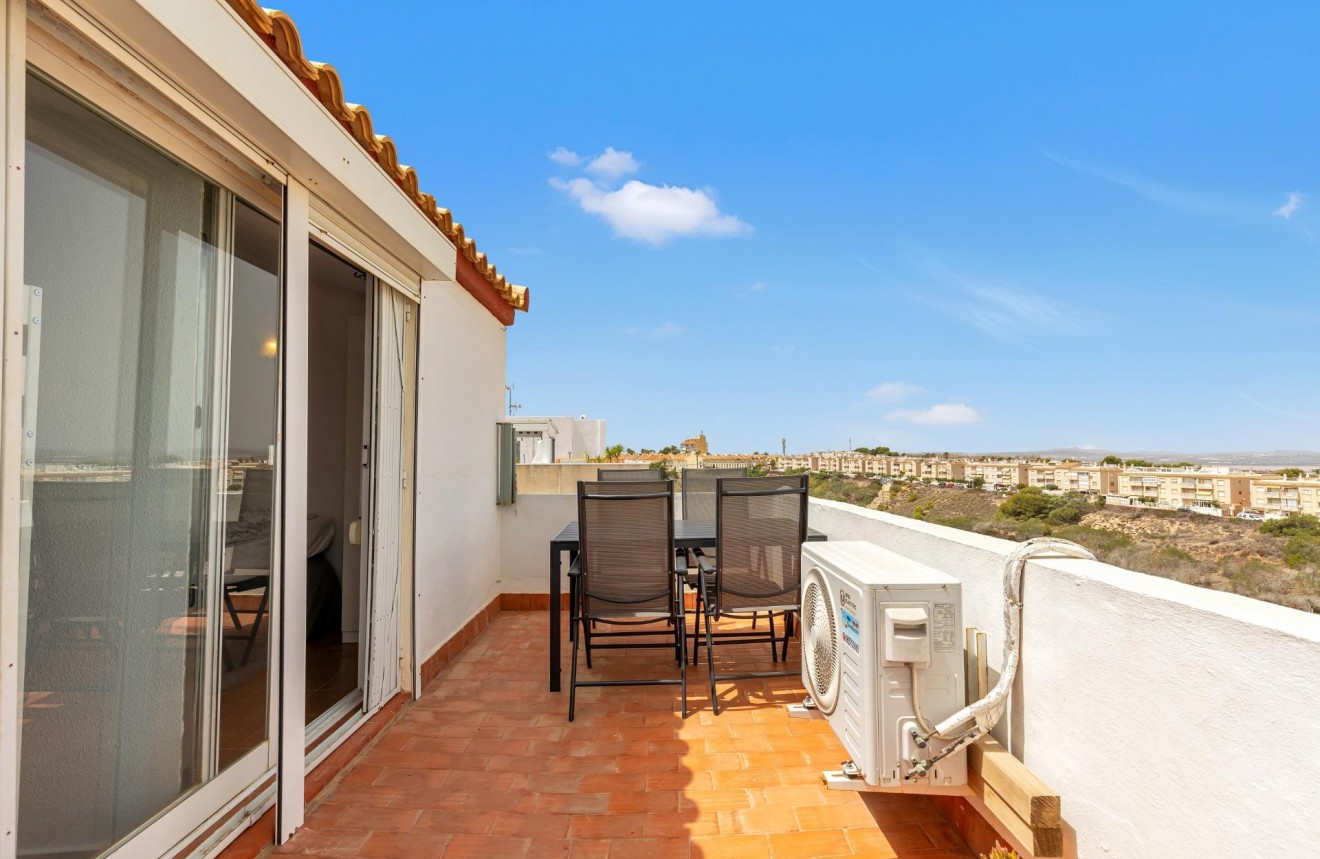 Aus zweiter Hand - Wohnung -
Torrevieja - Torre la mata