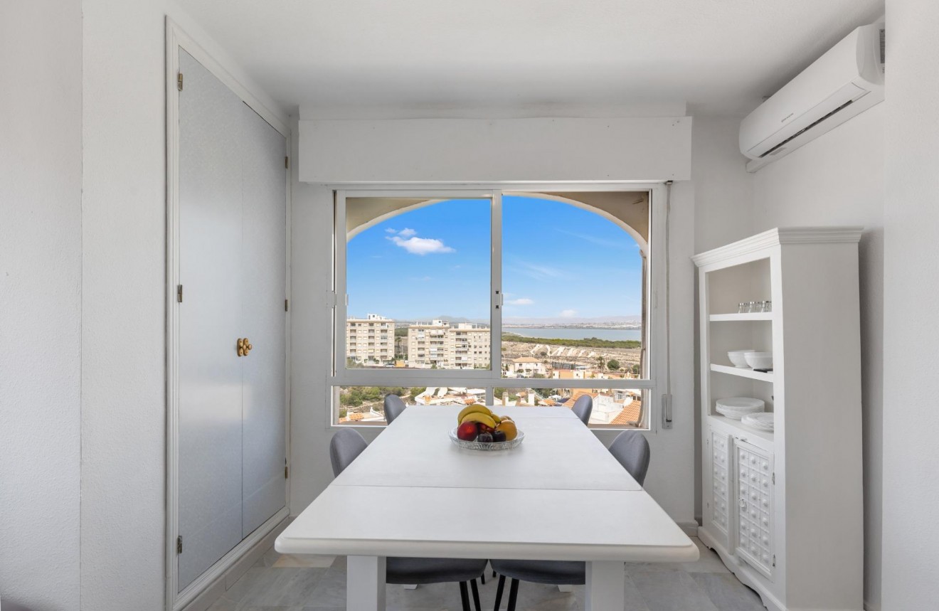 Aus zweiter Hand - Wohnung -
Torrevieja - Torre la mata