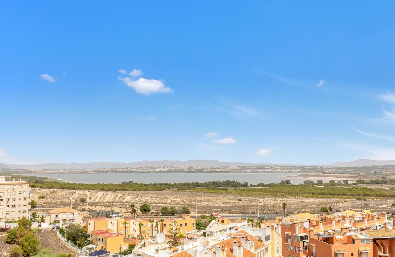 Aus zweiter Hand - Wohnung -
Torrevieja - Torre la mata