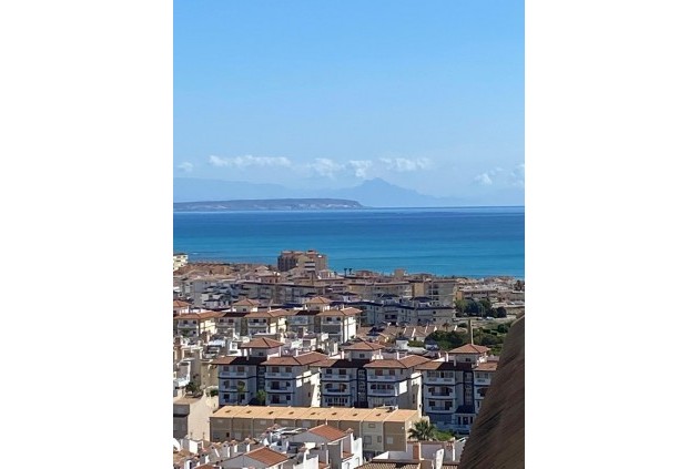 Segunda mano - Apartamento / piso -
Torrevieja - Torre la mata