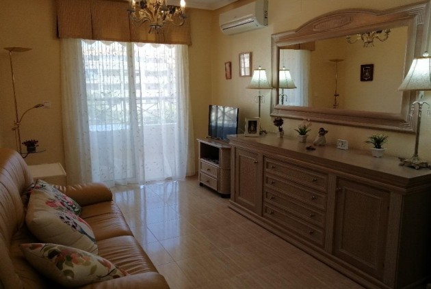 D'occasion - Appartement -
Torrevieja - Playa del Cura