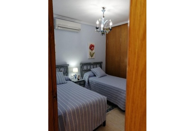 Tweedehands - Appartement / flat -
Torrevieja - Playa del Cura