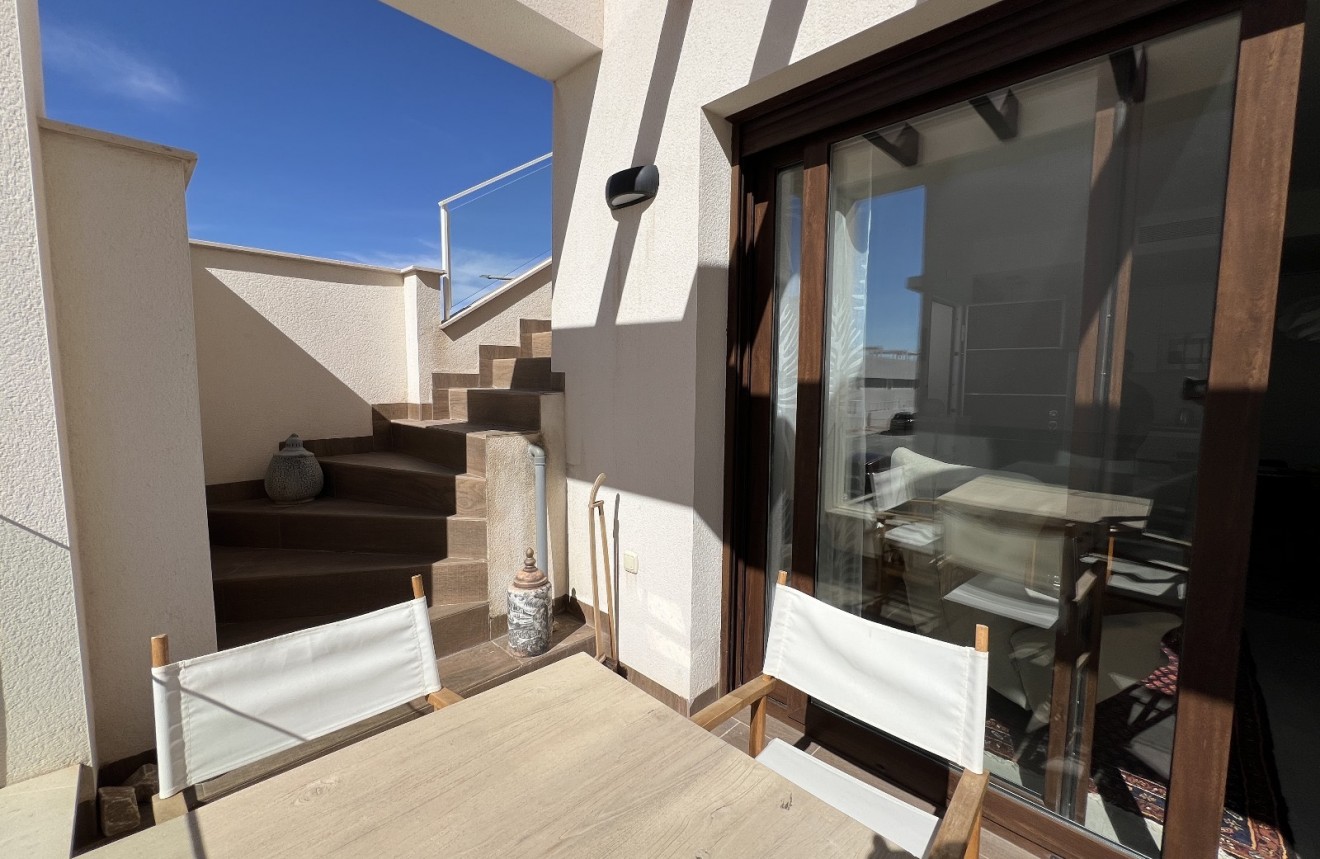 Z drugiej ręki - Bungalow -
Torrevieja - Costa Blanca