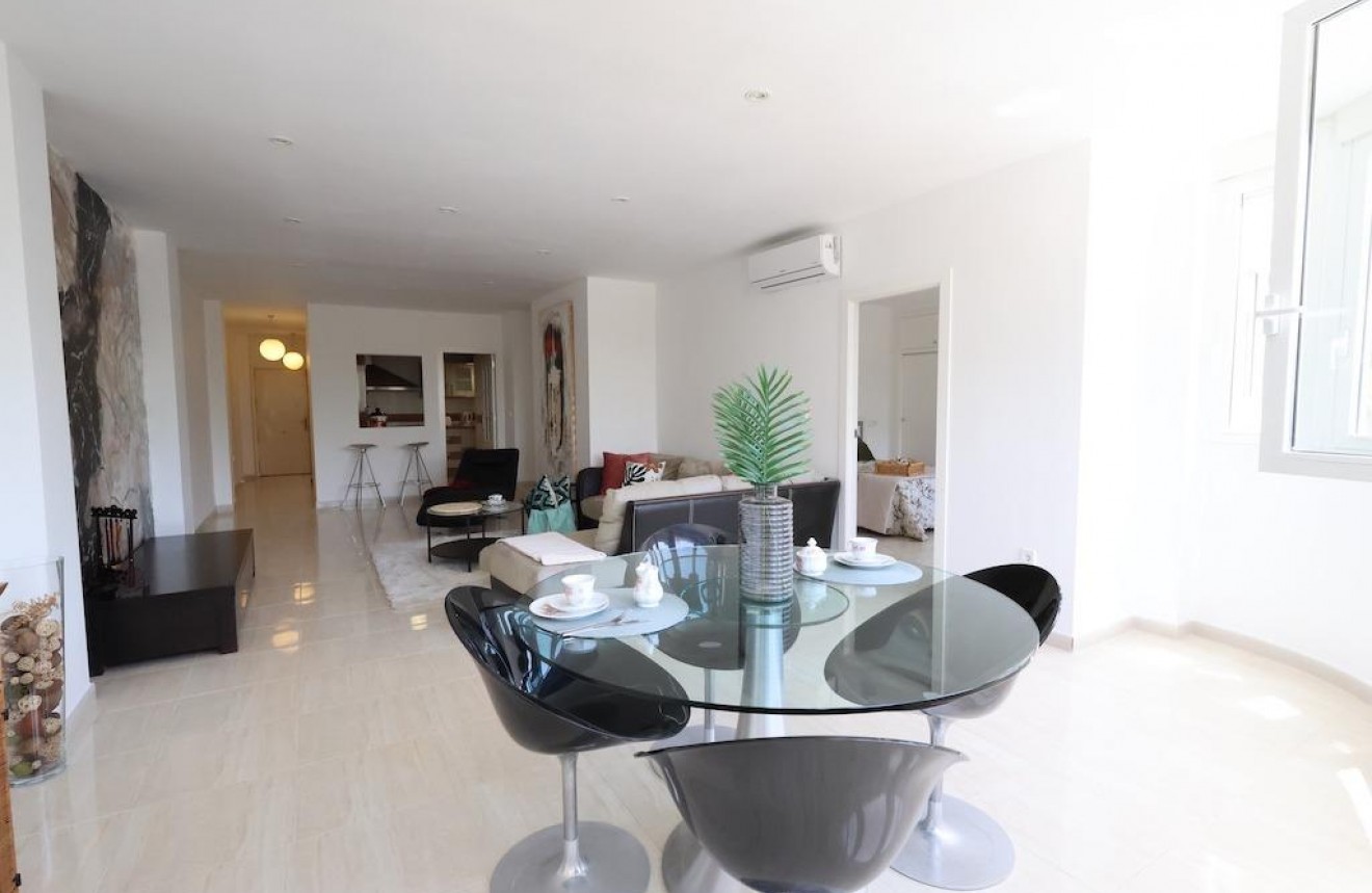 Resale - Apartment / flat -
Torrevieja - Costa Blanca