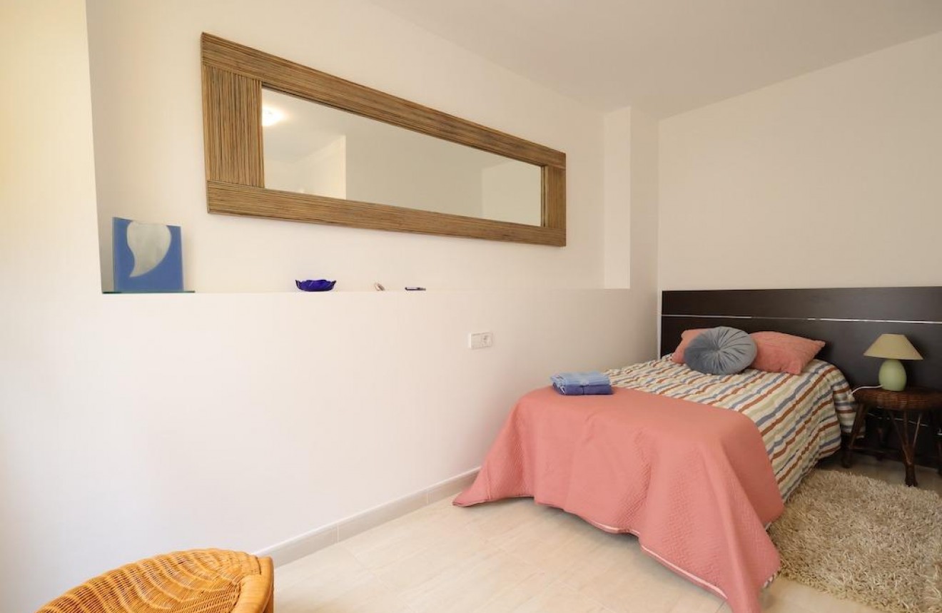 Resale - Apartment / flat -
Torrevieja - Costa Blanca