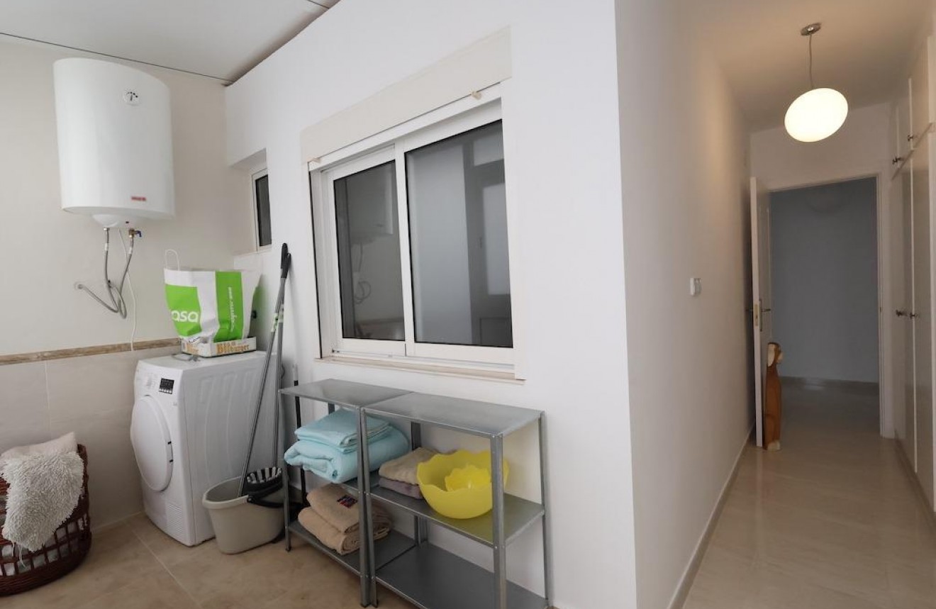 Tweedehands - Appartement / flat -
Torrevieja - Costa Blanca