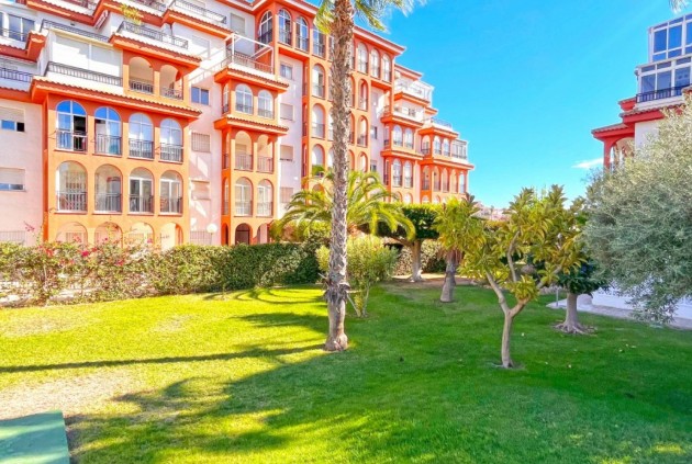 Resale - Apartment / flat -
Torrevieja - Costa Blanca