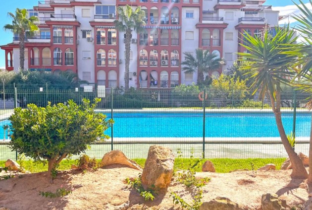 Resale - Apartment / flat -
Torrevieja - Costa Blanca