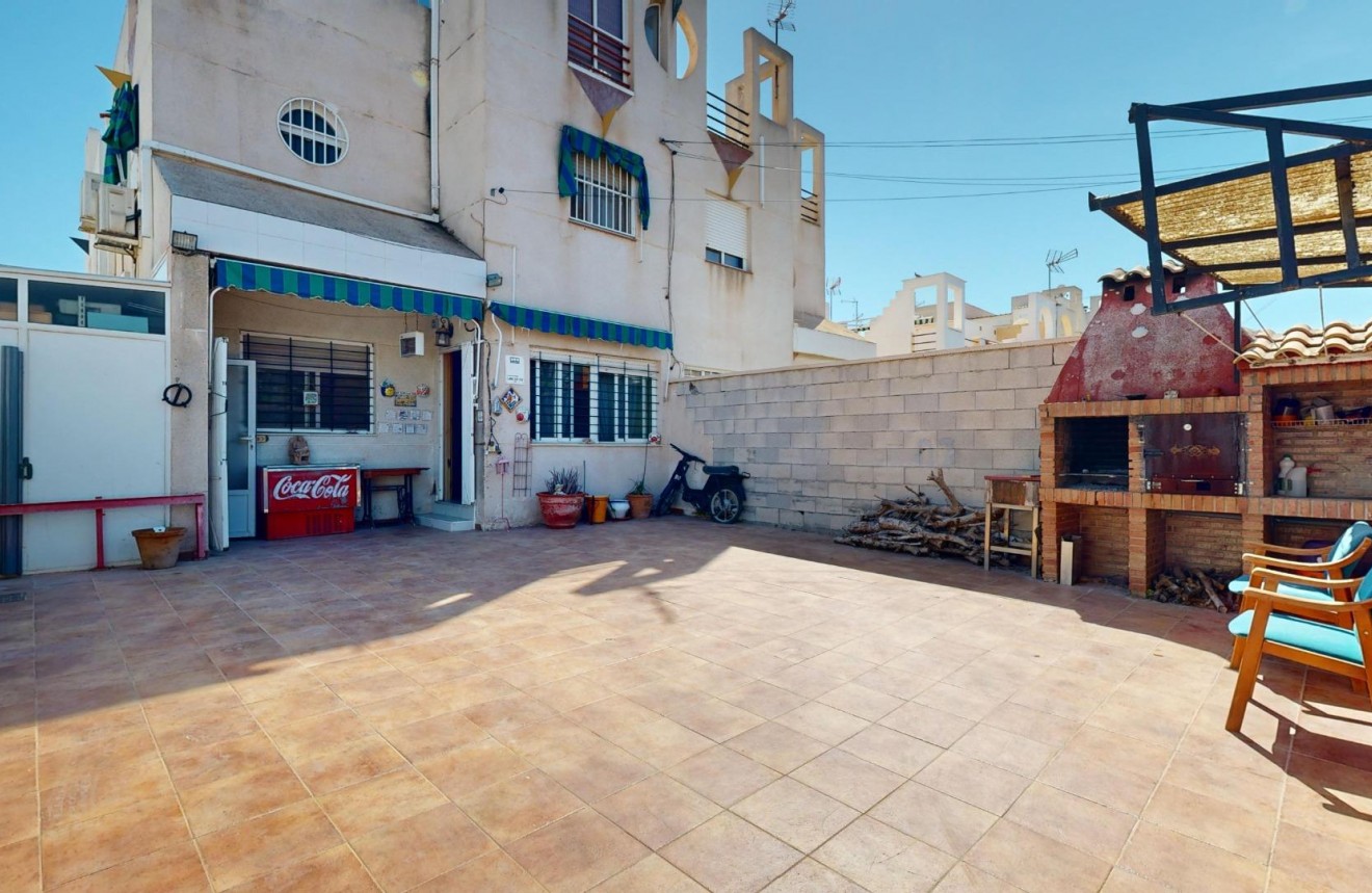 Tweedehands - Chalet -
Torrevieja - Torretas